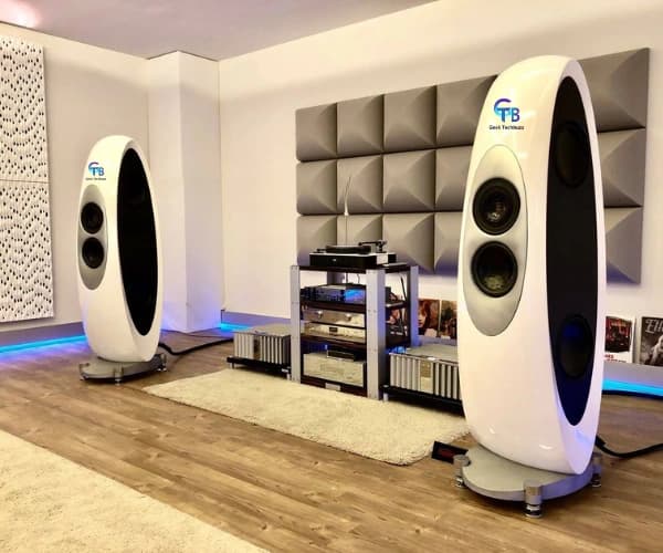 Hubs & Speakers